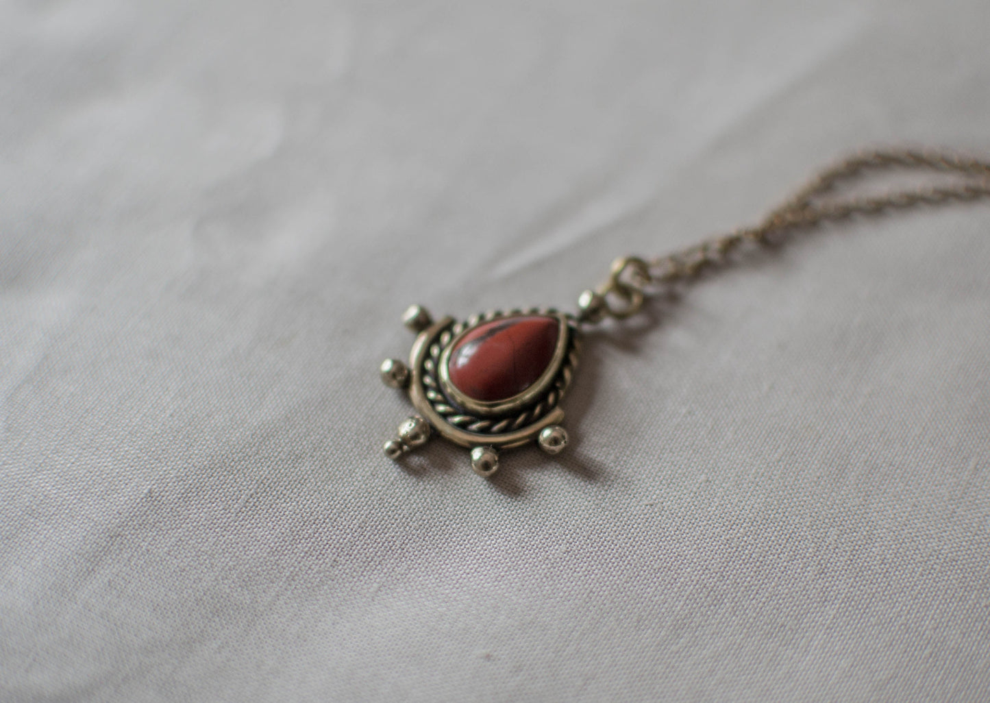 DREAMSEED AMULET NECKLACE