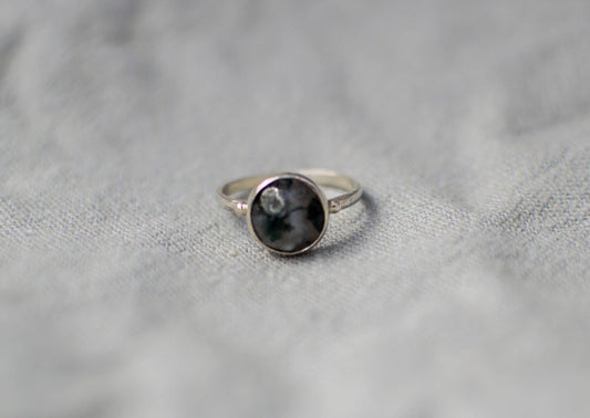 PEBBLE RING